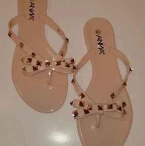 Bow studded sandals